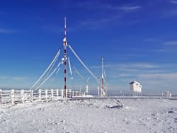 Illustration zum Wetterbegriff Abnahme der Temperatur mit der Höhe