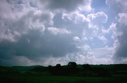 Illustration zum Wetterbegriff Kumulonimbus