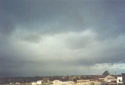 Illustration zum Wetterbegriff Nimbostratus