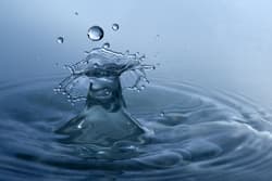 Illustration zum Wetterbegriff Tropfen