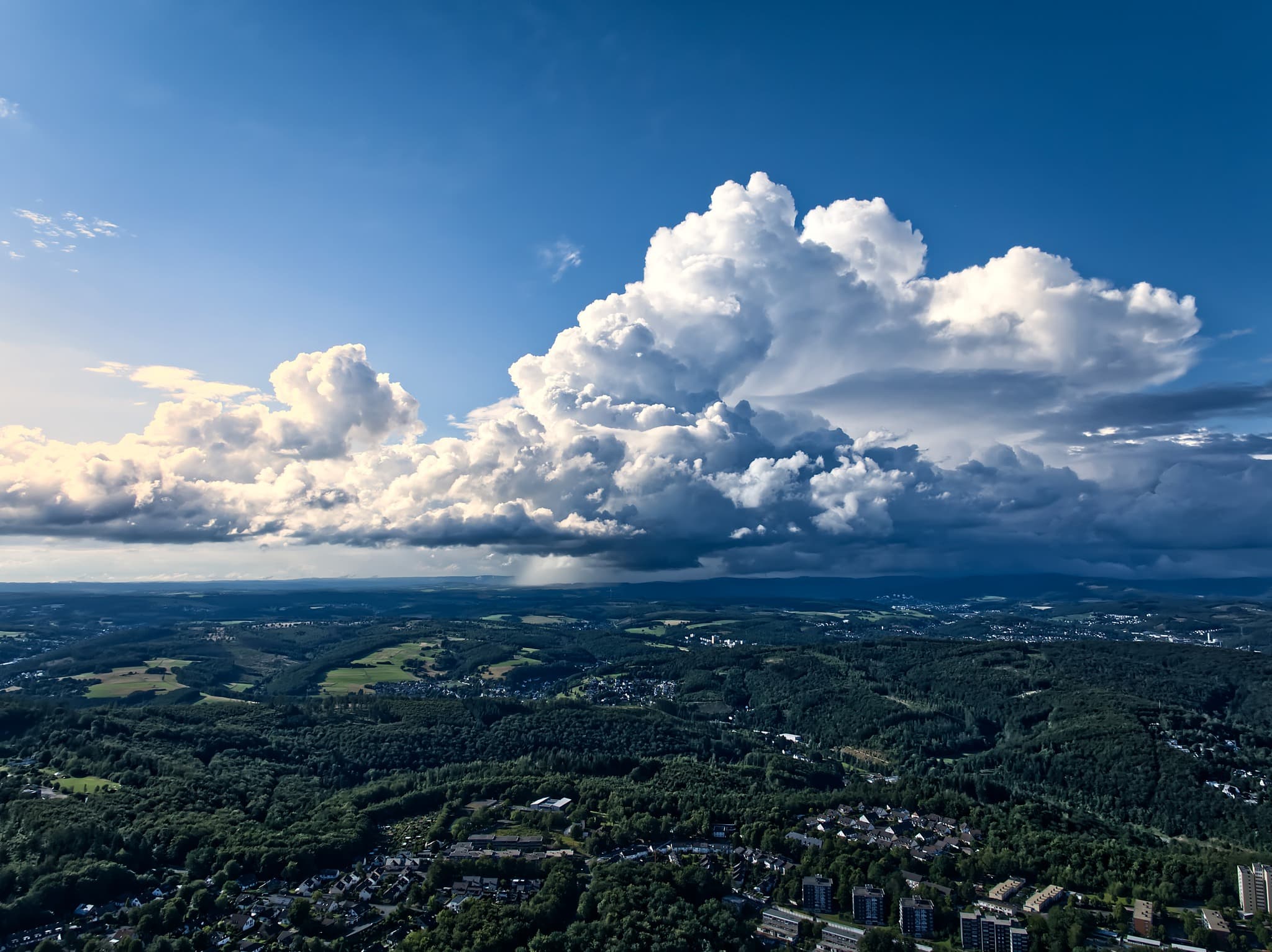 Tief Ilse bringt Gewitter!