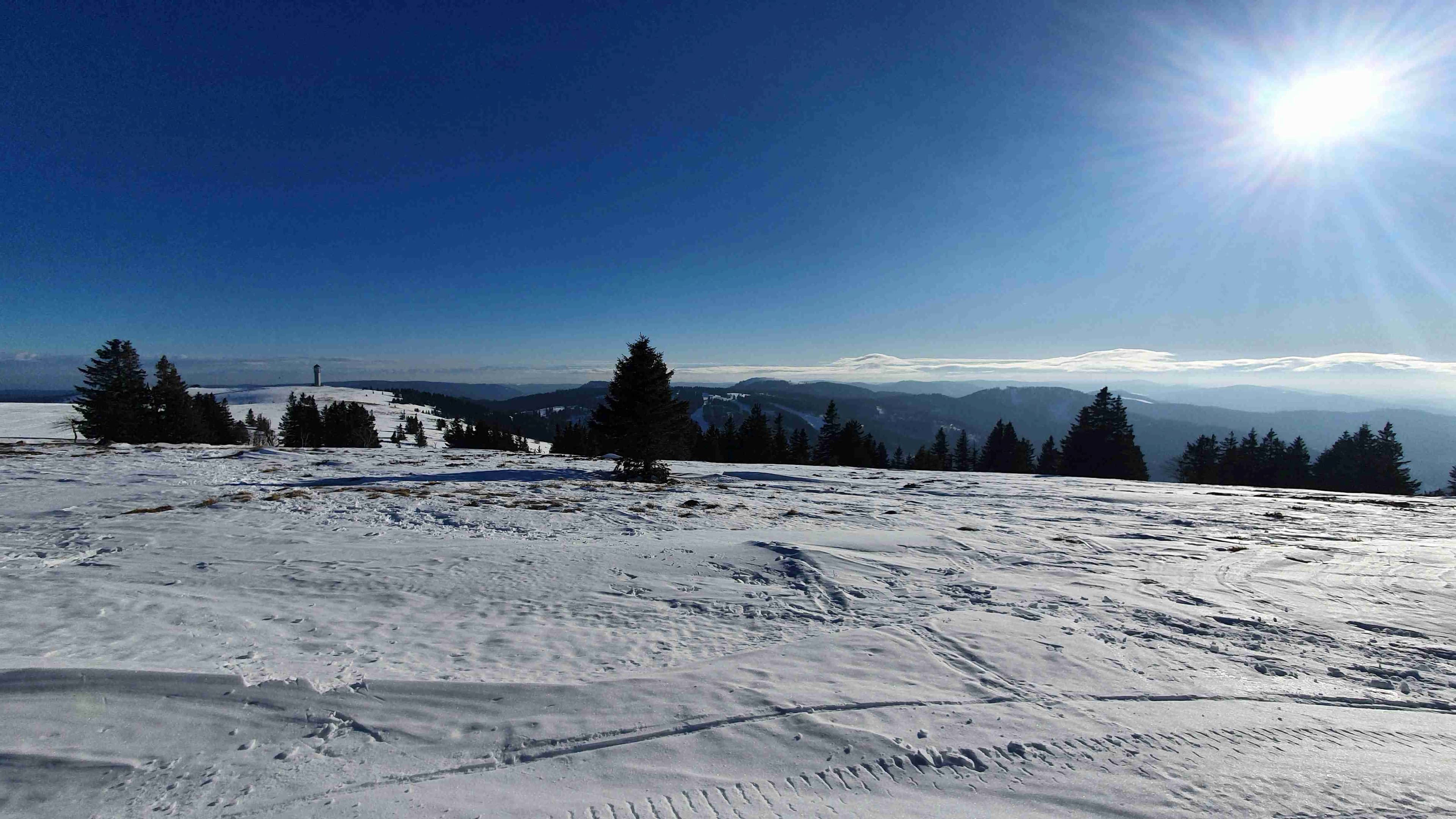 Kaum natürlicher Schnee in den Skigebieten der Mittelgebirge