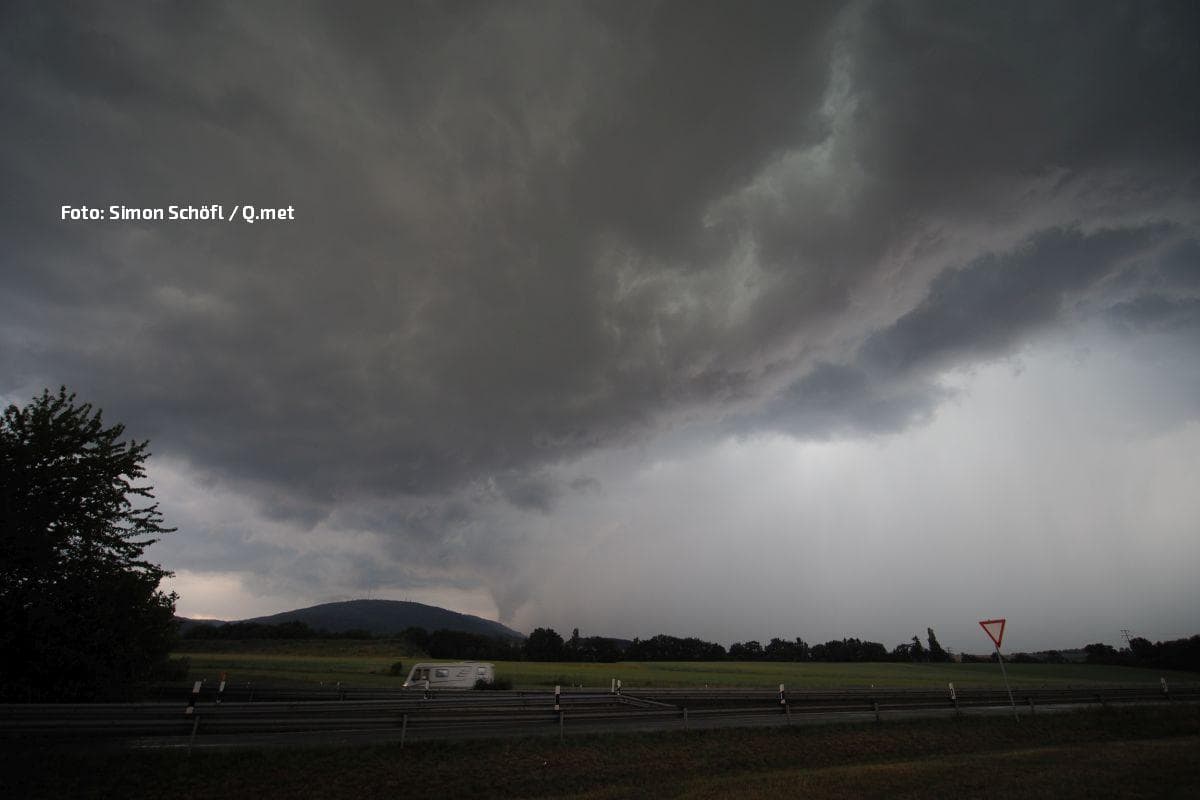 Neue Schauer und Gewitter mit Unwettergefahr