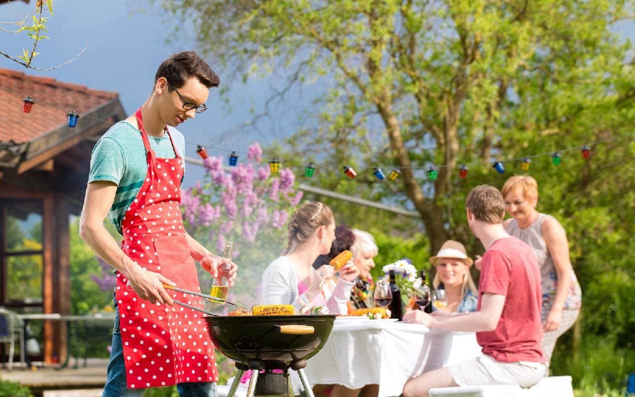 5 Tipps für einen perfekten Grillabend im Freien