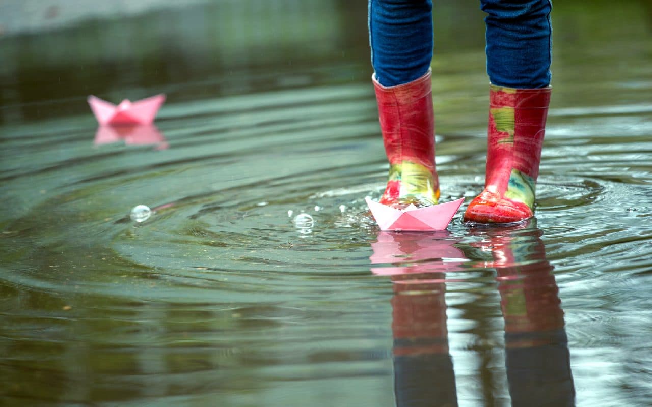 5 Dinge, den Tag zu Hause bei schlechtem Wetter zu verbringen
