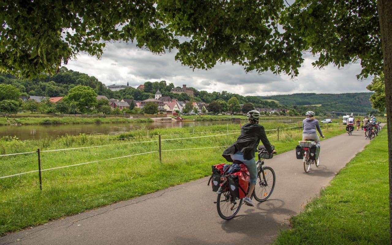 Radwandern: Alles rund um Fahrräder und Zubehör für die klimaschonende Reisevariante