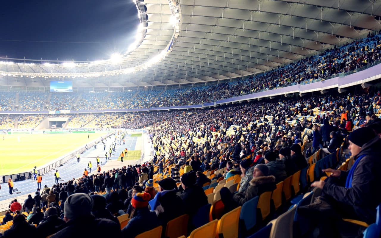 Perfekt vorbereitet für den Stadionbesuch  auch bei schlechtem Wetter