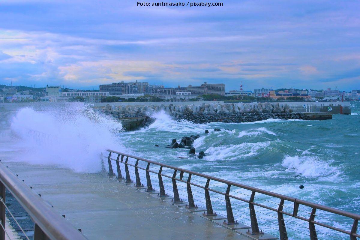 Katastrophenalarm: Supertaifun Haishen bedroht Japan und Südkorea Wetter News Bild: Katastrophenalarm: Supertaifun Haishen bedroht Japan und Südkorea
